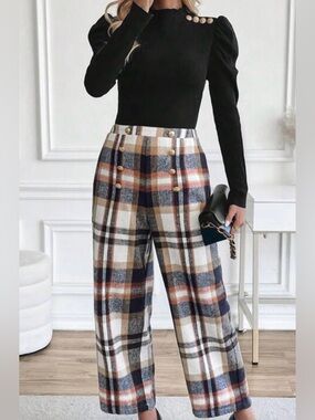 Women's Black Long Sleeve Top & Plaid Trousers ~  NWOT Sz 8/10 SOLD OUT